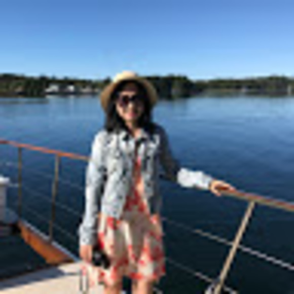 Meet your Posher, Cindy - Picture 1 of 1